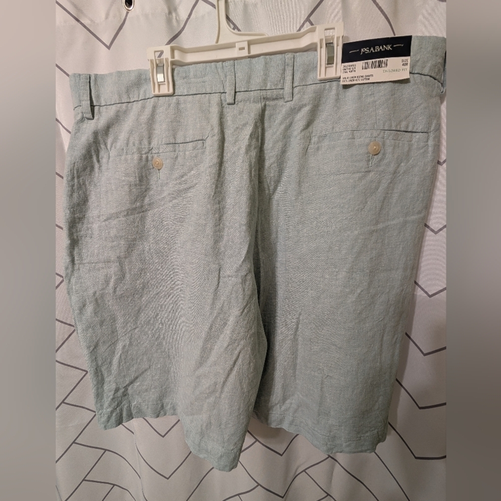 Jos. A. Bank Light Green Men's Shorts - Picture 2 of 3